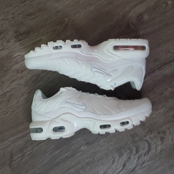 Nike Air Max Plus - Picture 3 of 6